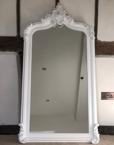 Matt white shabby - white,