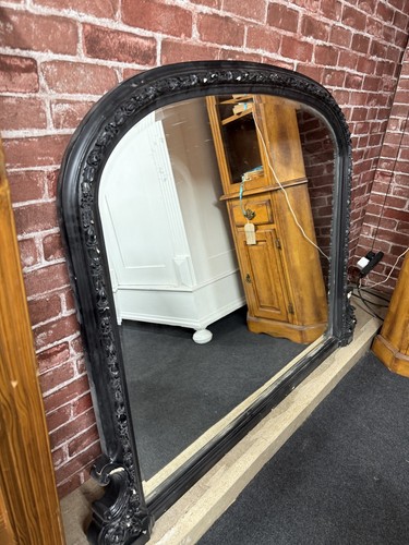 Large over mantle - large,