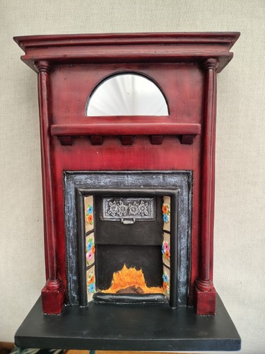 Dolls house miniature - house, 1:12